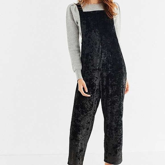 Urban Outfitters Pants - Urban Outfitters Shapeless Velvet Jumper NWOT
